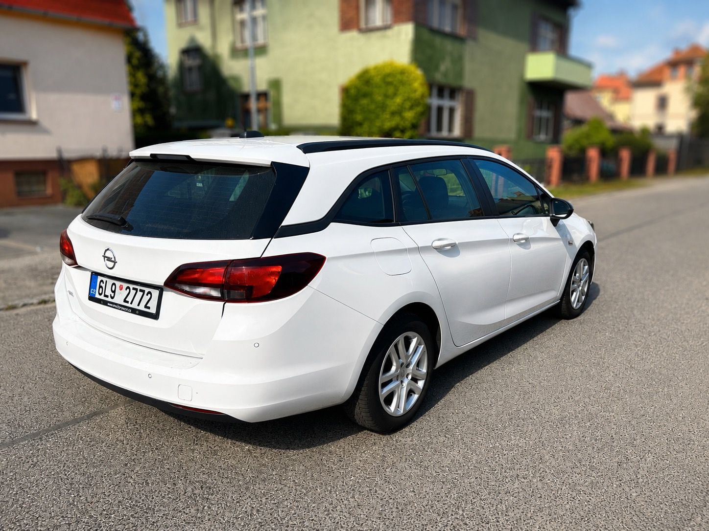 Opel Astra, 1.3 107kW Sports Tourer - fotka 5
