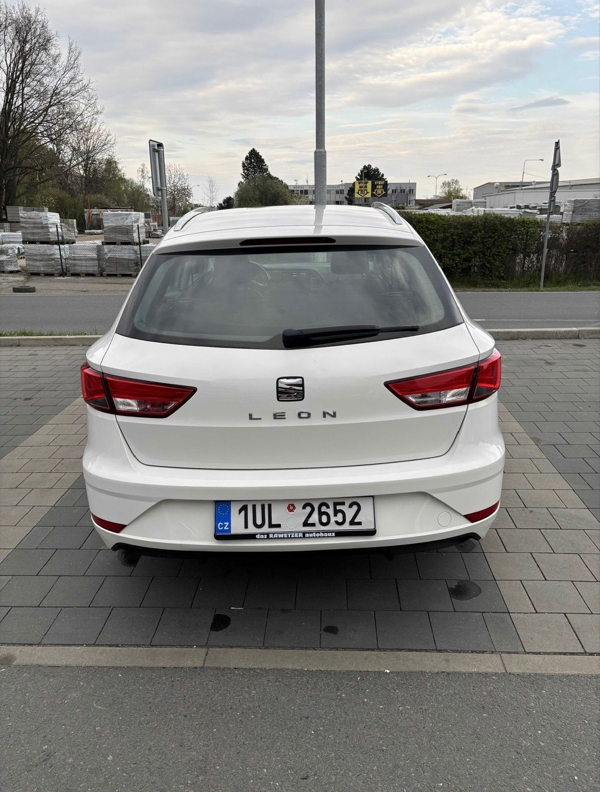 Seat Leon, Style, 1.6 TDI 85kw - fotka 3