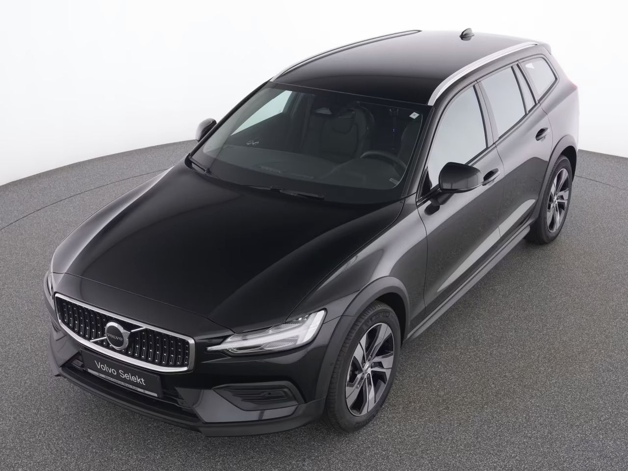 Volvo V60, V60 CROSS COUNTRY B4 AWD Plus+ - fotka 2