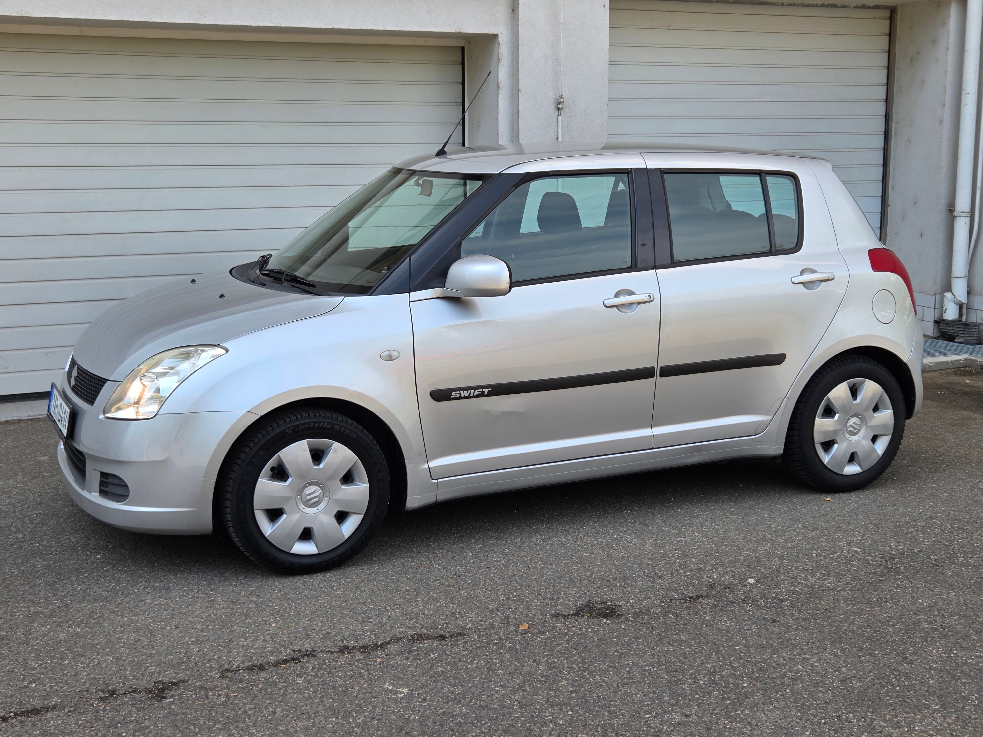 Suzuki Swift, 1.3i - fotka 3