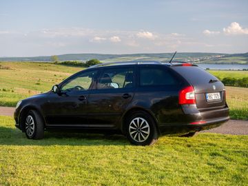 1.4 TSI 90 kW, původ ČR, tažné