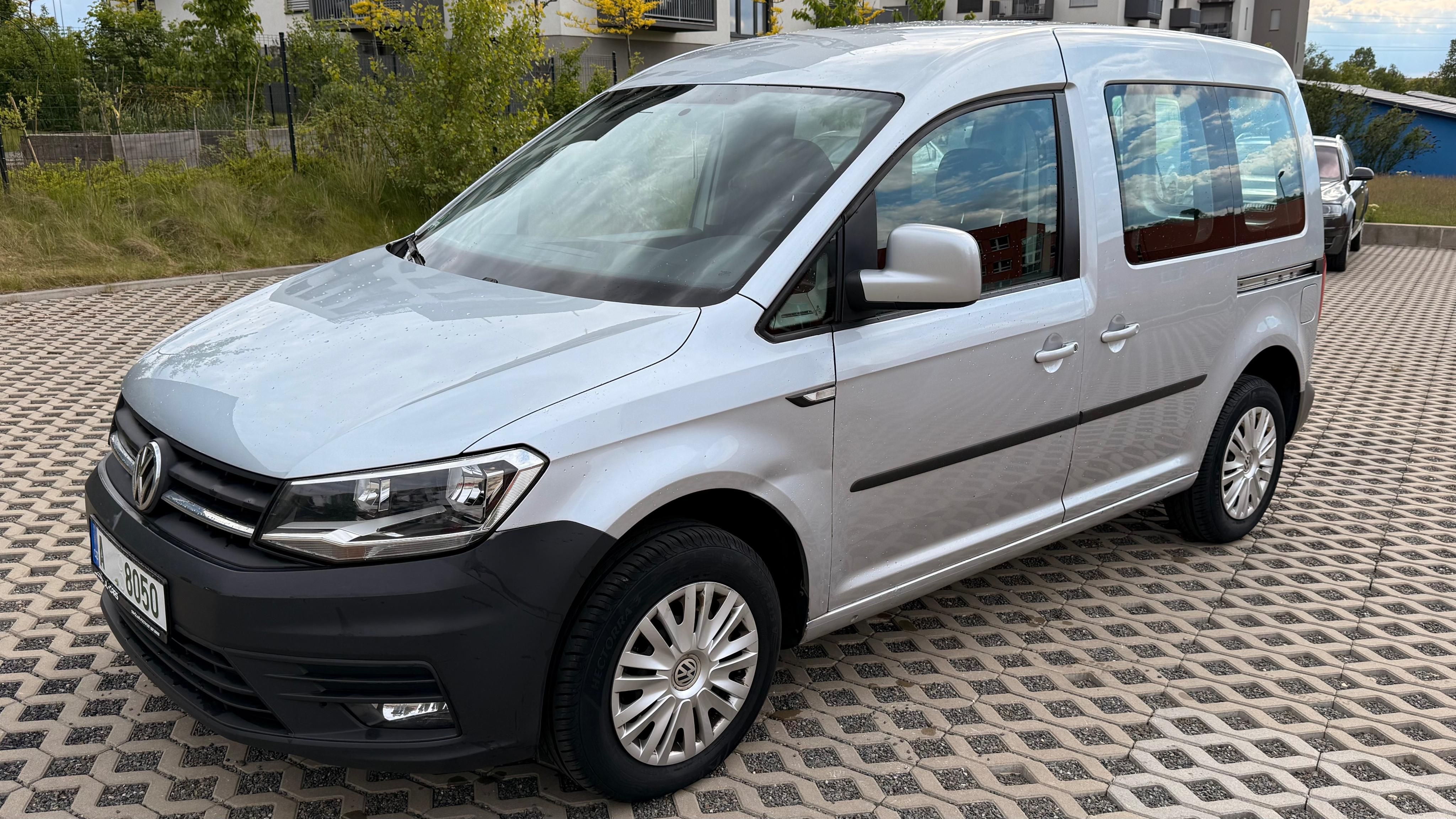Volkswagen Caddy, 2.0 TDI 75kw, 2x šoupačky - fotka 4