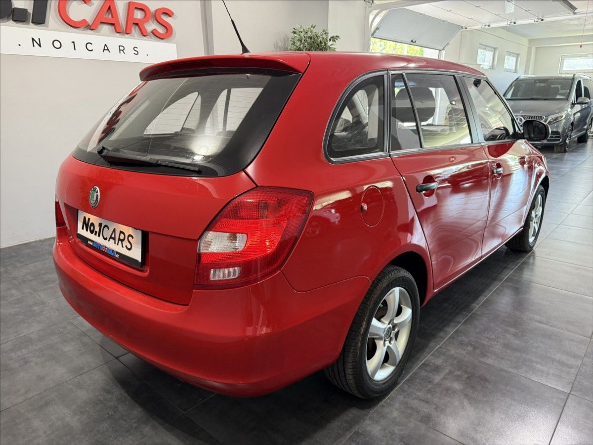 Škoda Fabia, 1,2   i ALU KOLA STK 05/2028 - fotka 5