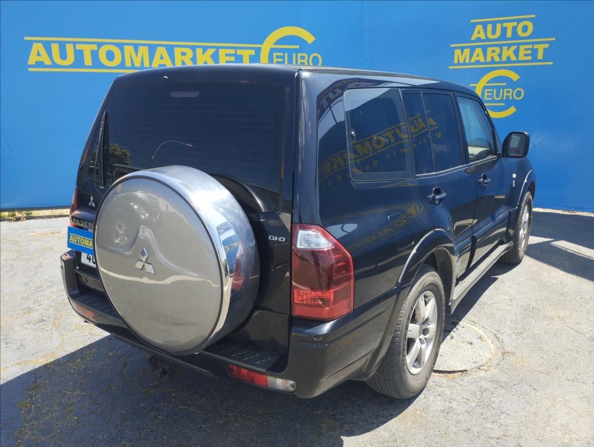 Mitsubishi Pajero, 3,2 118KW  NOVE PNEU,NOVE BRZD - fotka 4