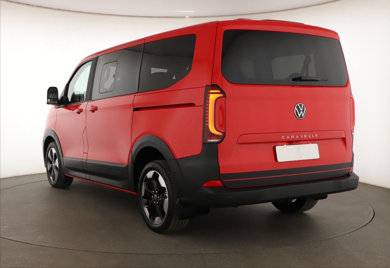 Volkswagen Caravelle, 2.0 TDI, 8 míst, KR - fotka 3