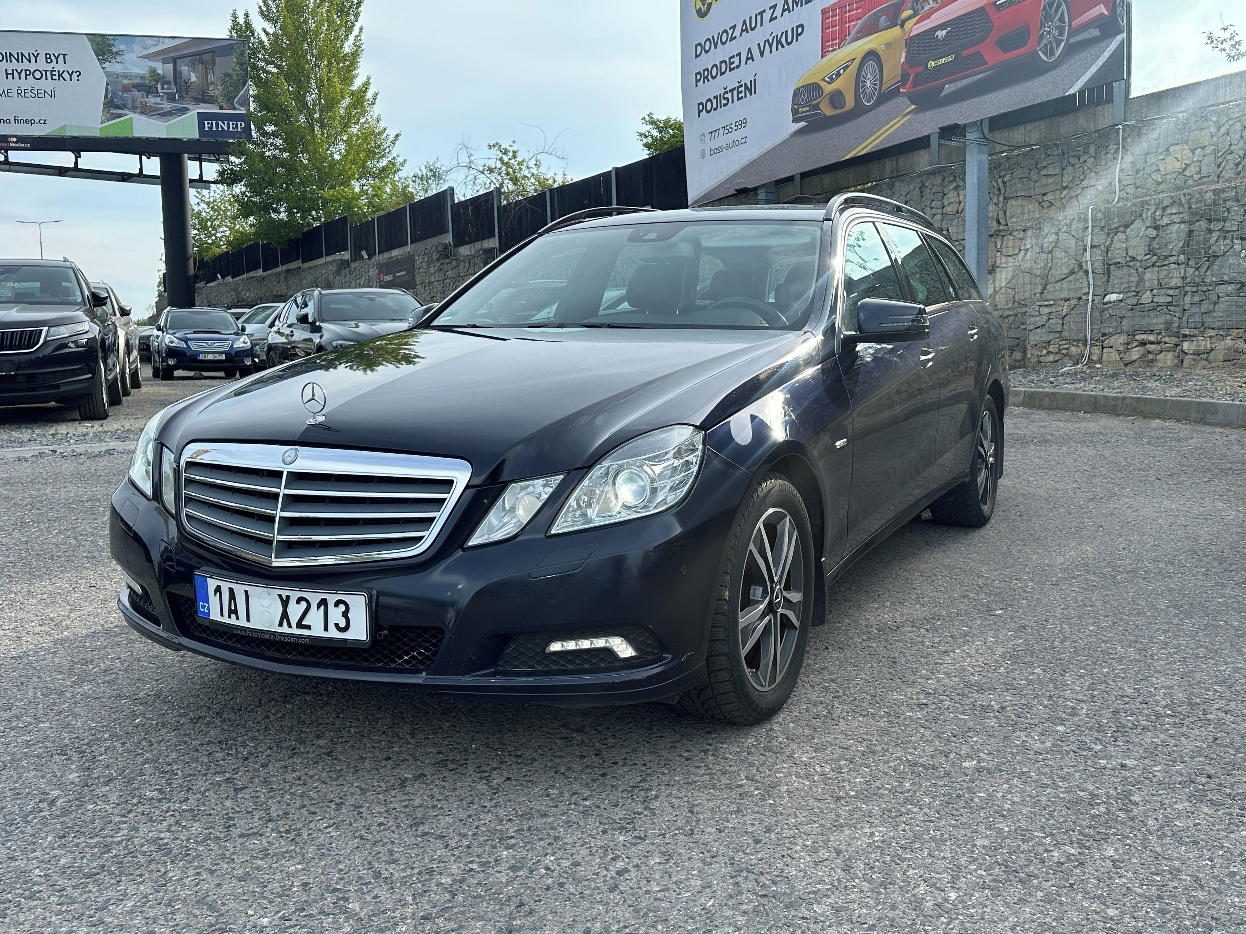 Mercedes-Benz Třídy E, Mercedes-Benz E 200 2010 - fotka 4