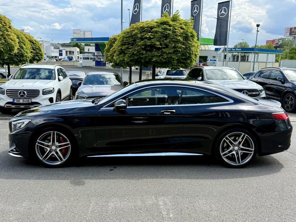 Mercedes-Benz Třídy S, 500 4MATIC kupé - fotka 5