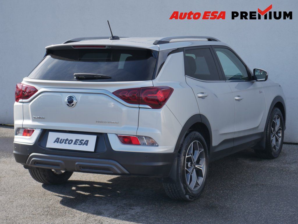 SsangYong Korando, 1.5 T-GDi,1.maj,ČR,AC - fotka 4