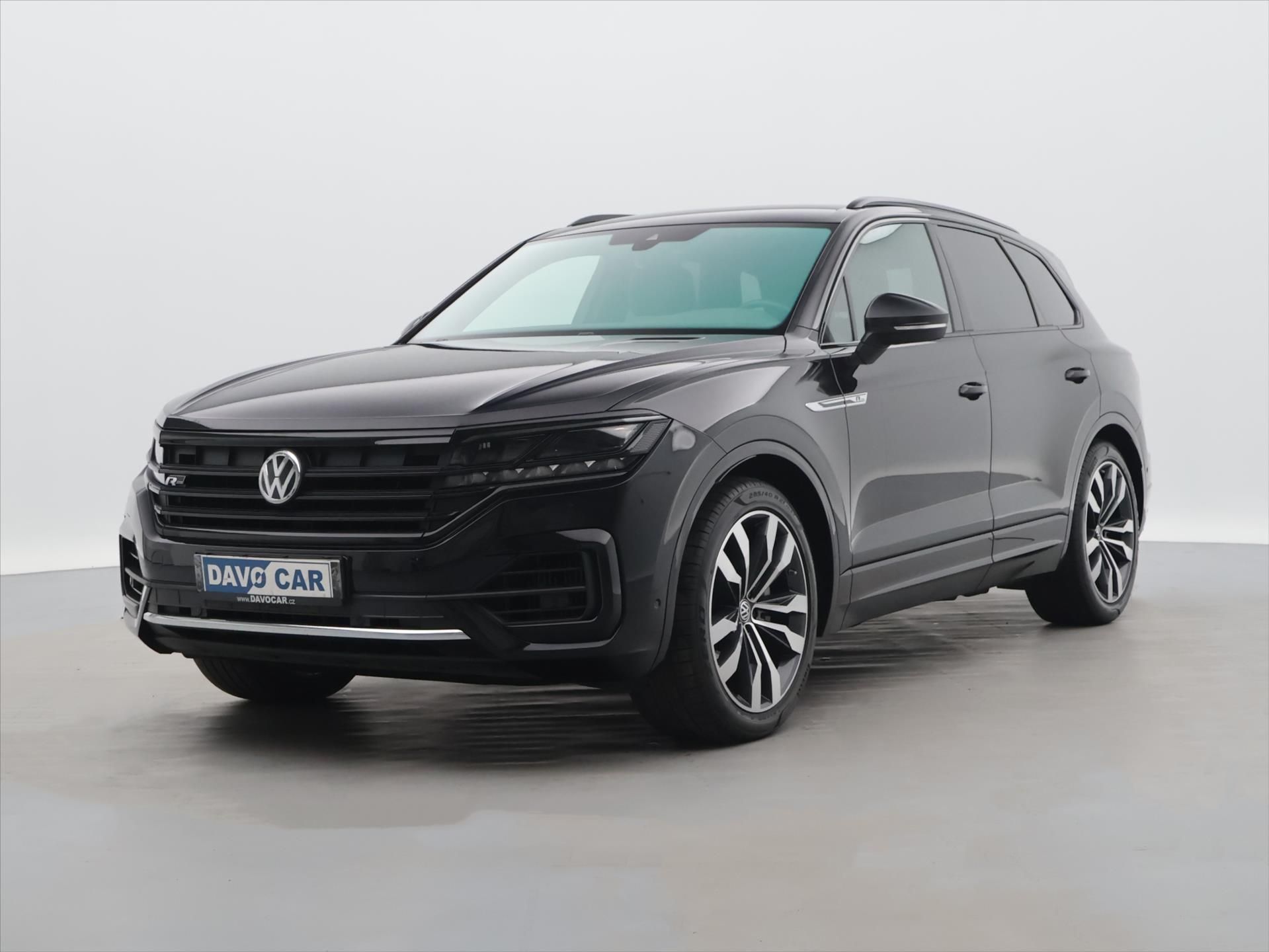 Volkswagen Touareg, 3,0 TSI 250 kW 4x4 CZ R-line - fotka 3