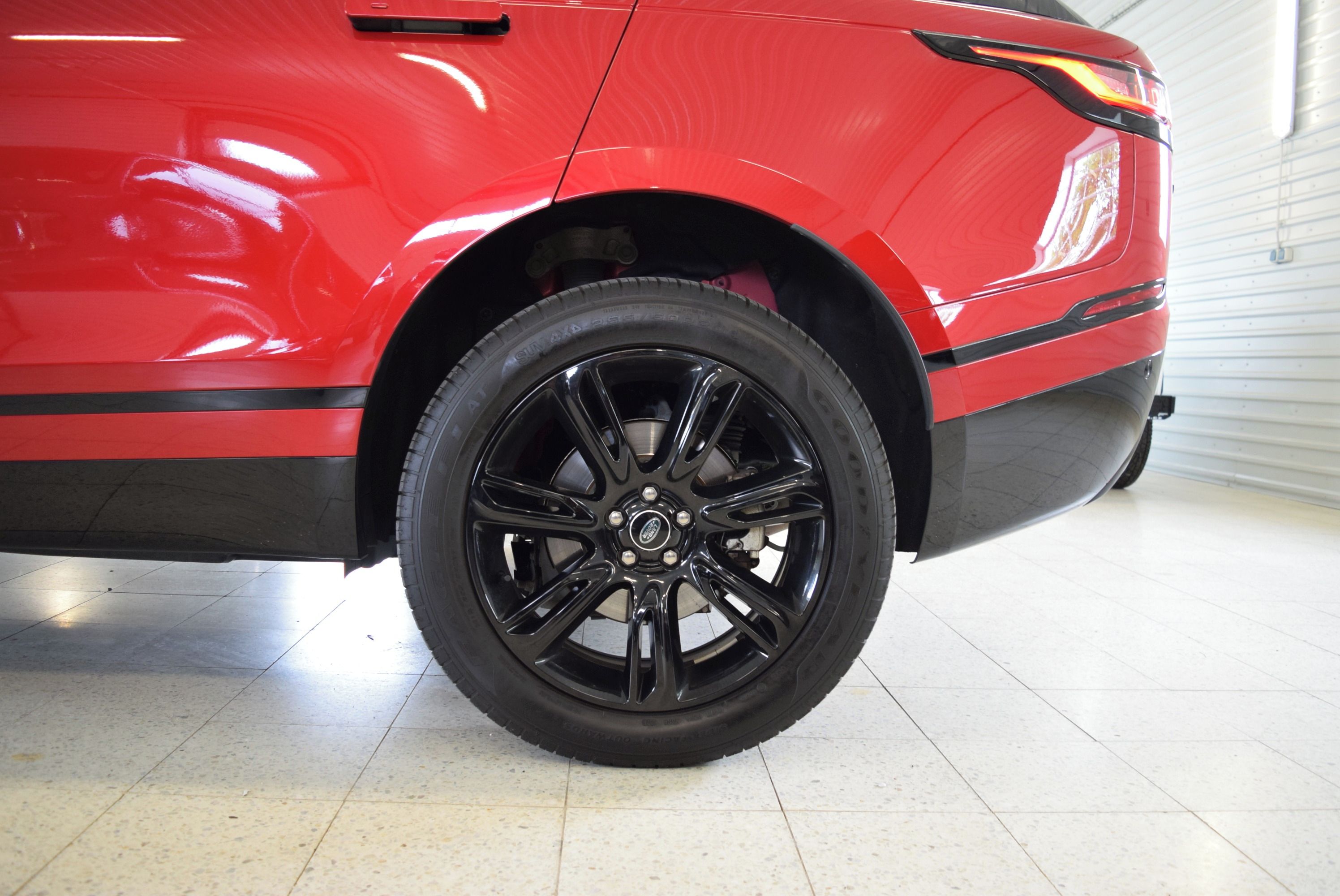Land Rover Range Rover Velar, 3.0L R-DYNAMIC 294 kW ZÁRUKA - fotka 5
