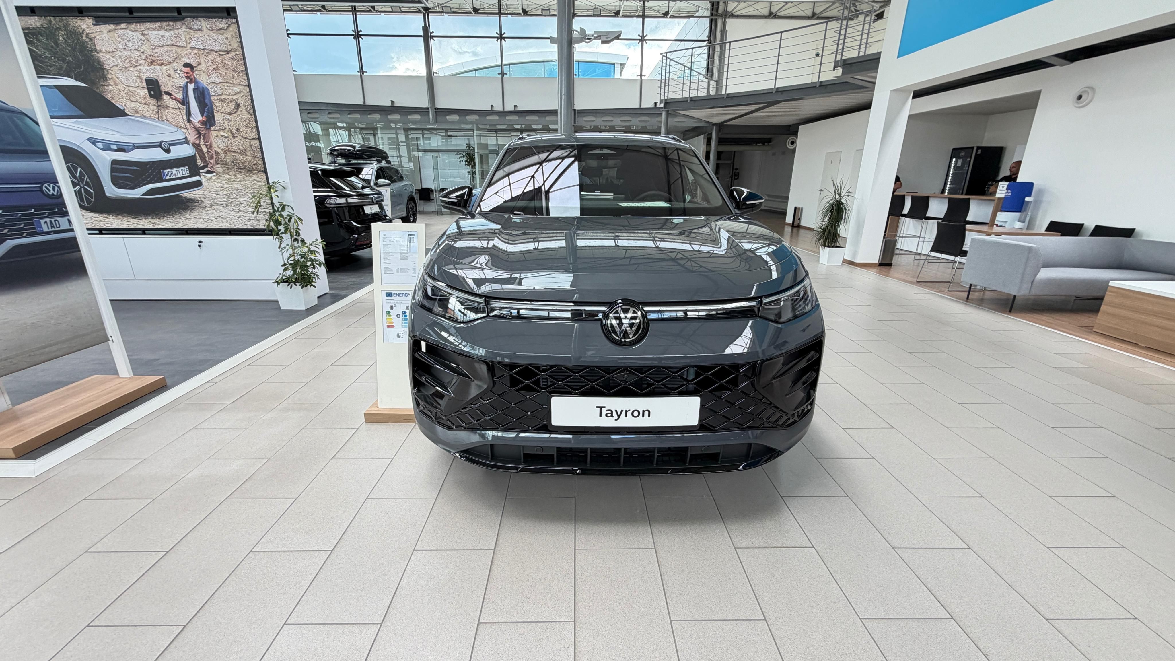 Volkswagen Tayron, 2.0 TSI R-Line - fotka 2