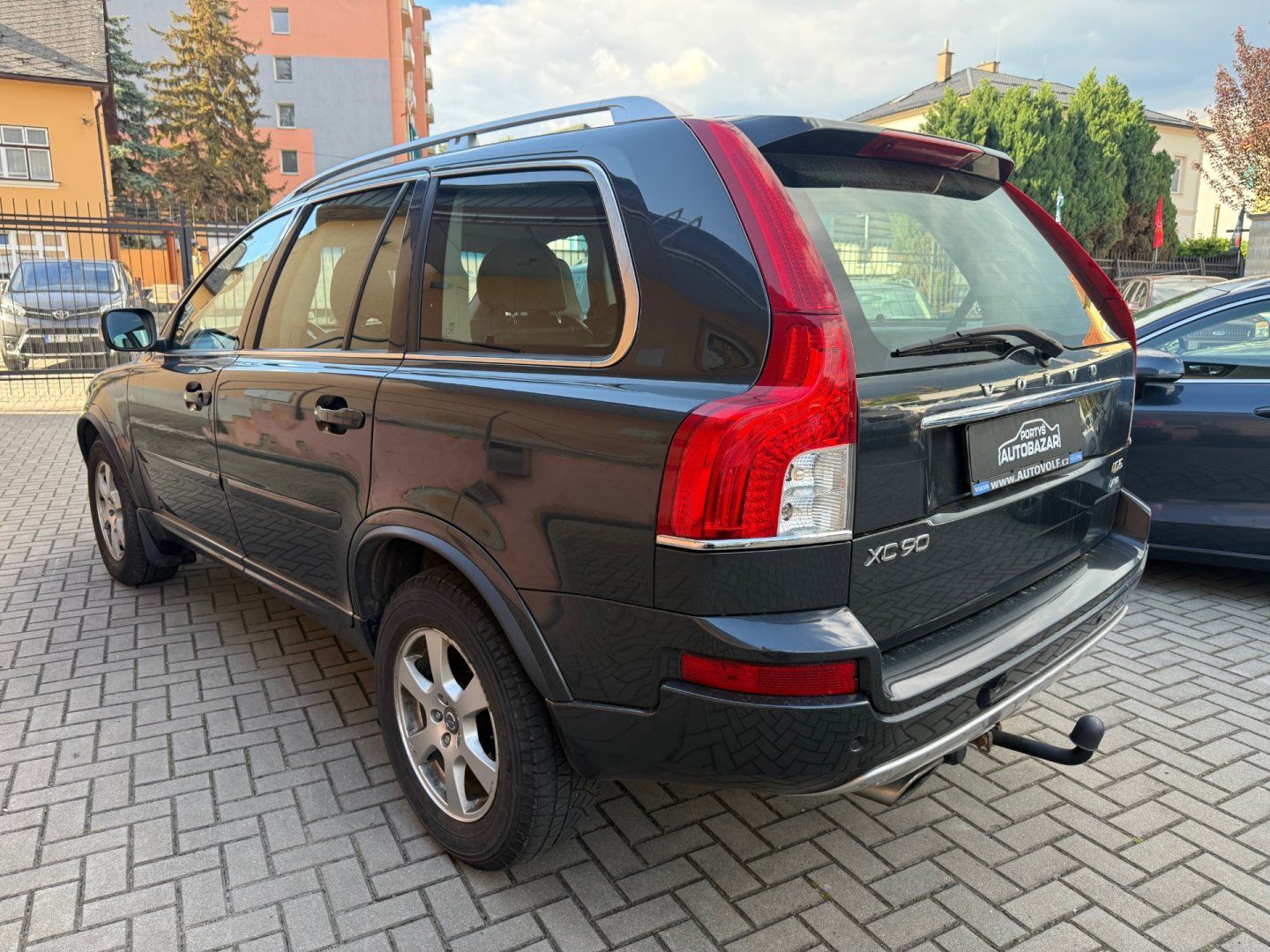 Volvo XC90, D5 2.4d 4x4 - fotka 6
