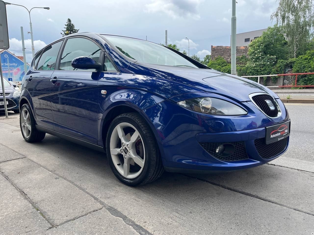 Seat Altea, 2.0TDI/2006/SPORT-2MAJITEL - fotka 6