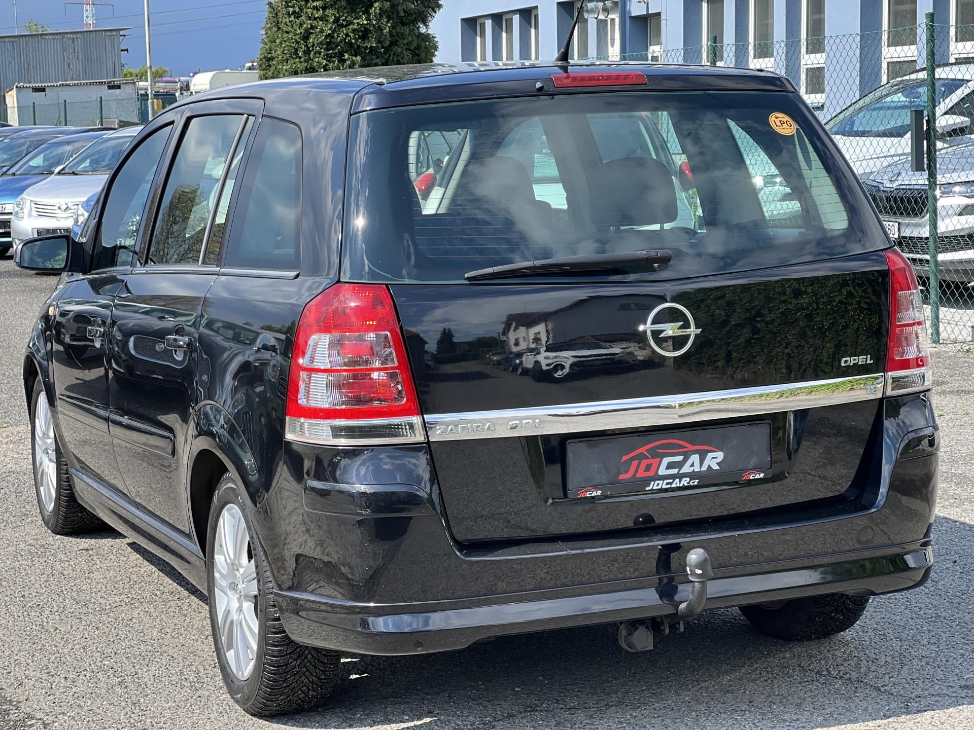 Opel Zafira, OPC paket 1.8i 16v LPG 7 MÍST - fotka 5