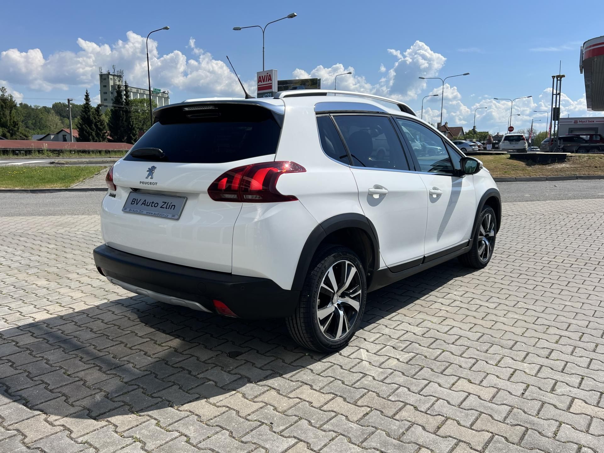 Peugeot 2008, 1.5 BlueHDi - fotka 6