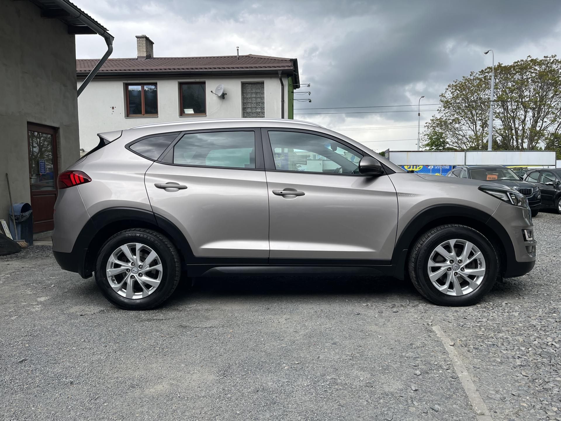 Hyundai Tucson, 1,6 GDi 130 Kw AUT,4X4 Ice ČR! - fotka 3
