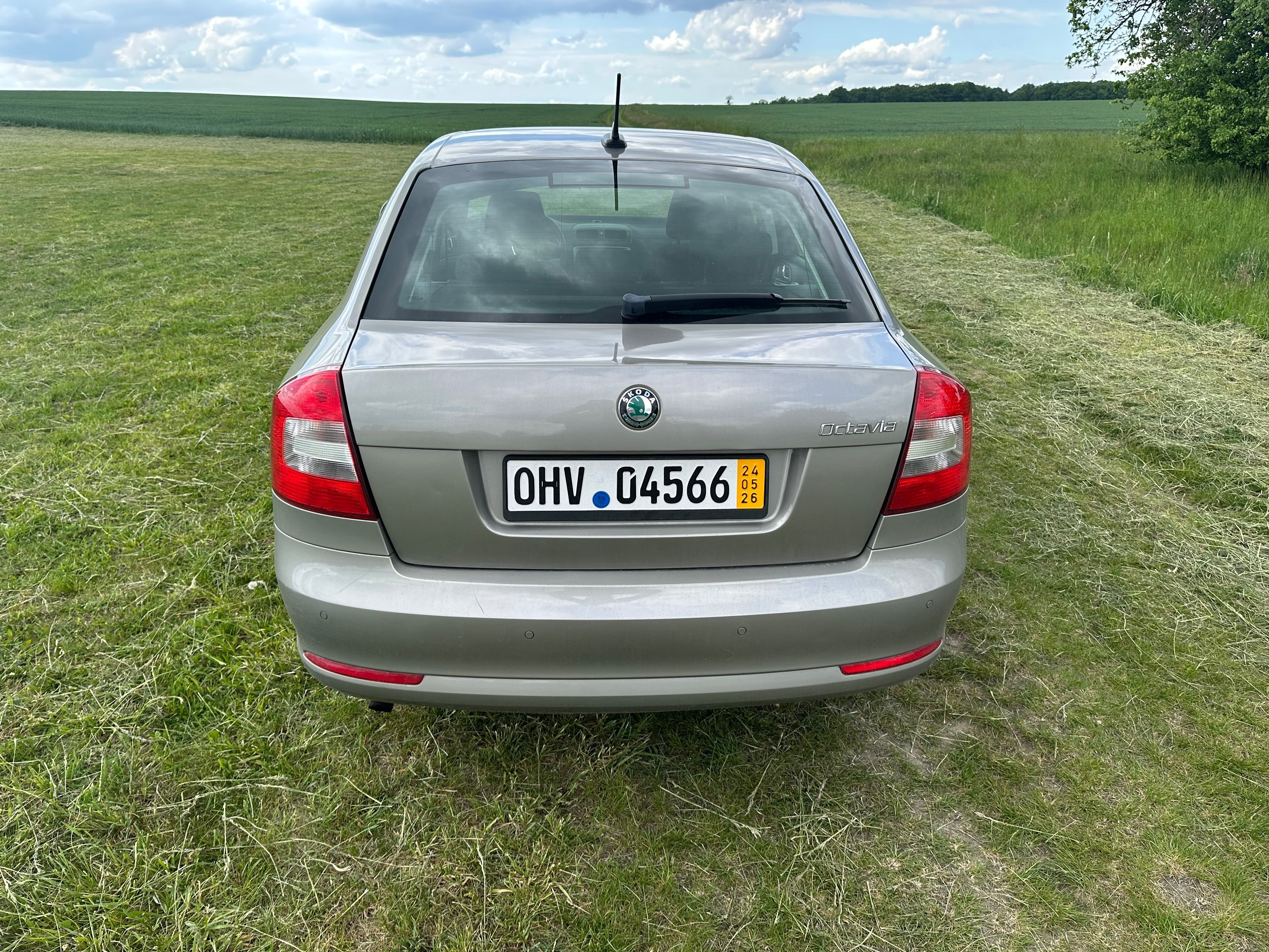 Škoda Octavia, 1.2TSI-77KW-6KVALT-NAVIGACE - fotka 5