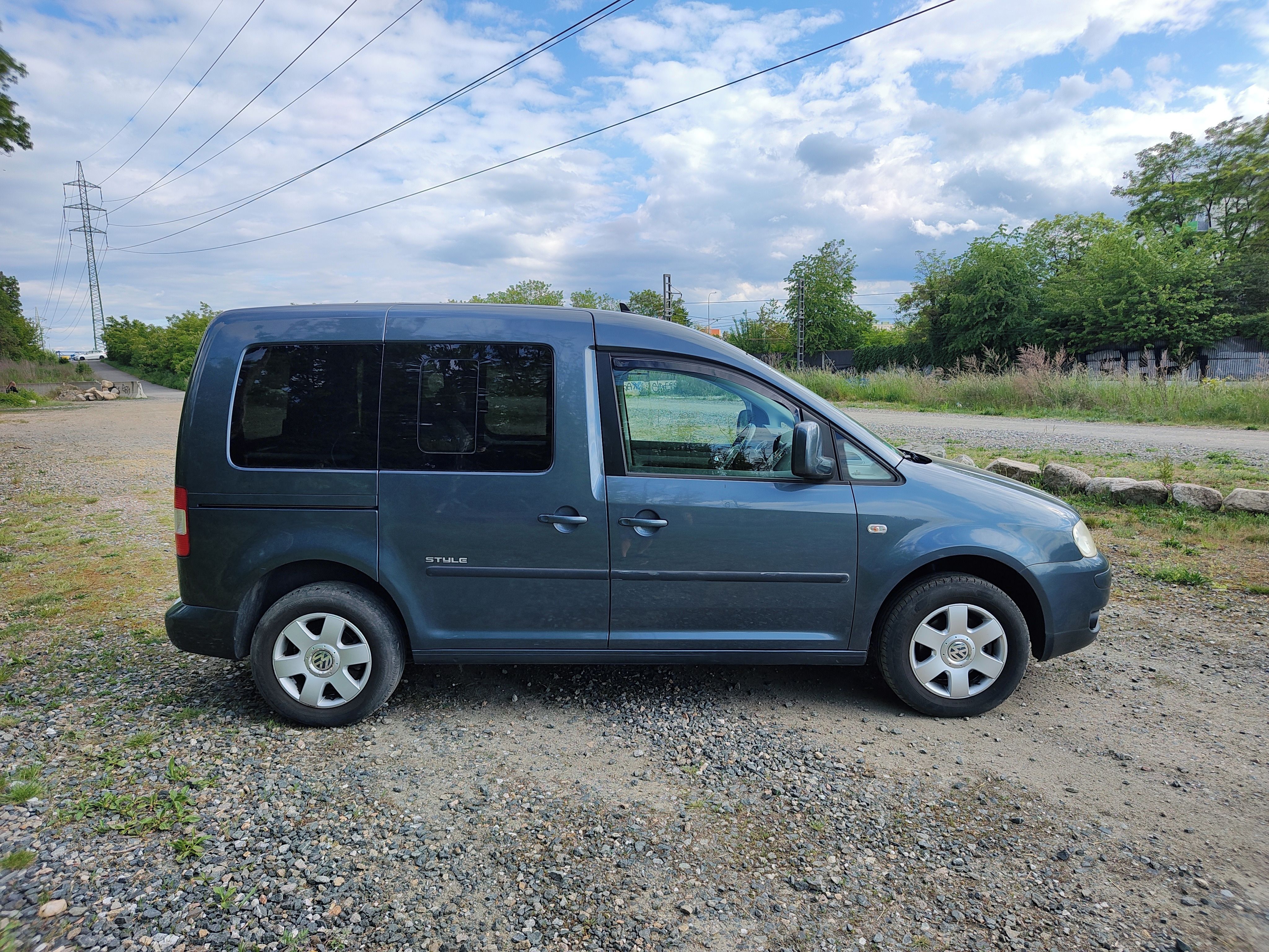 Volkswagen Caddy, Life 1,6 LPG - fotka 4