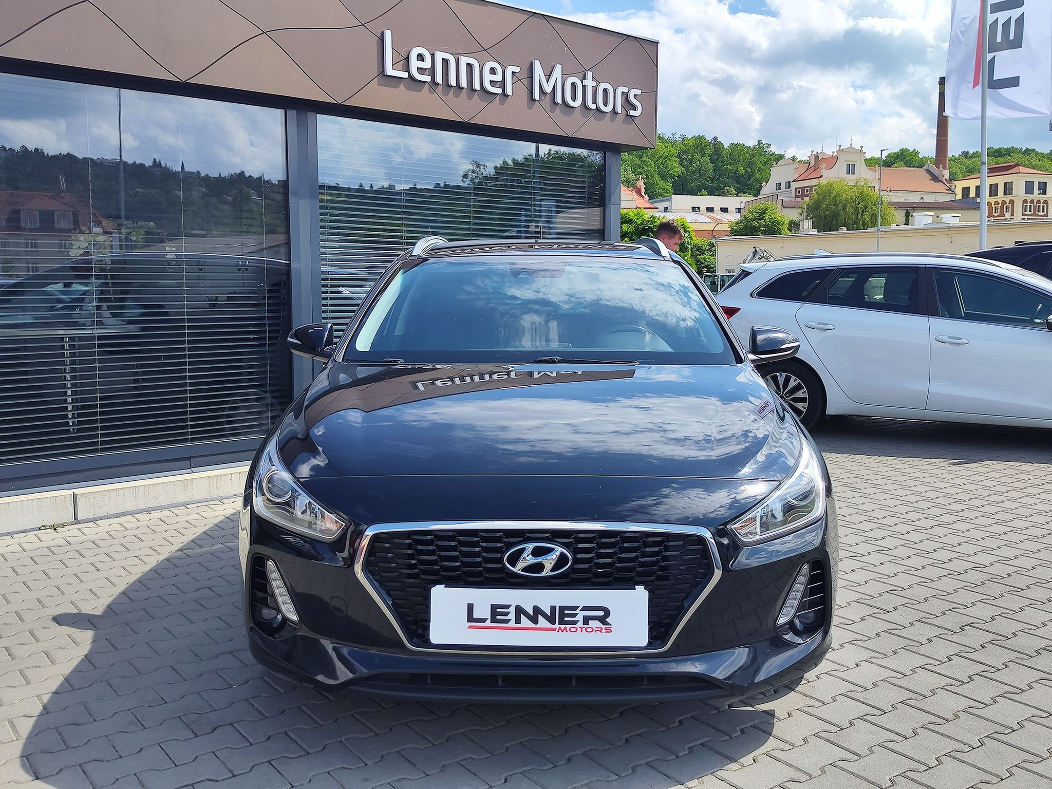 Hyundai i30, 1.4 T-GDi/103kW Trikolor Komf. - fotka 2