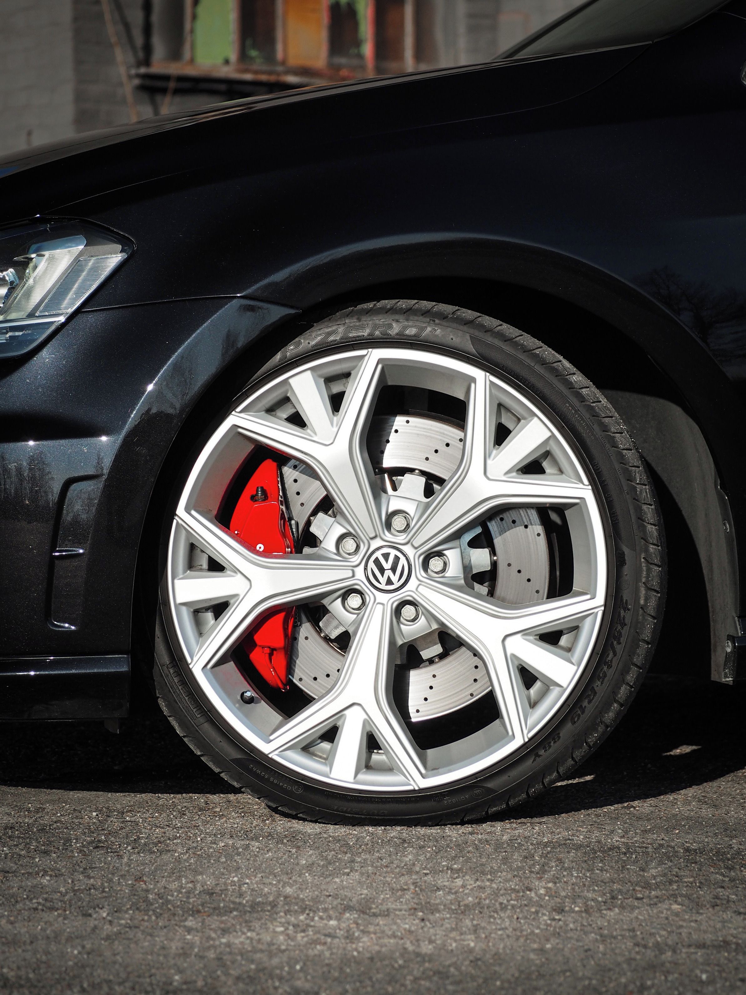 Volkswagen Golf, VW Golf R