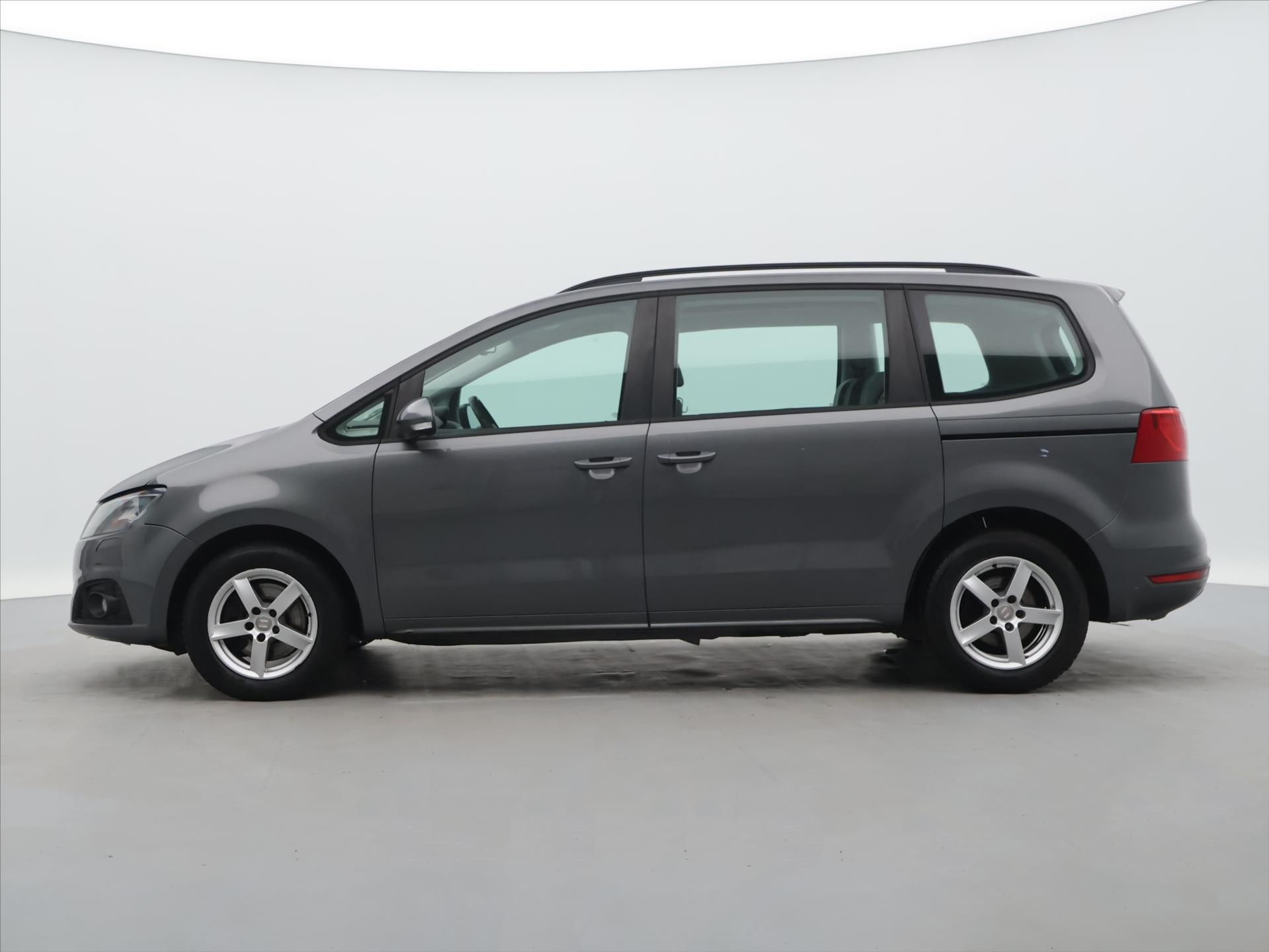 Seat Alhambra, 2,0 TDI 125kW Style DSG DPH - fotka 4