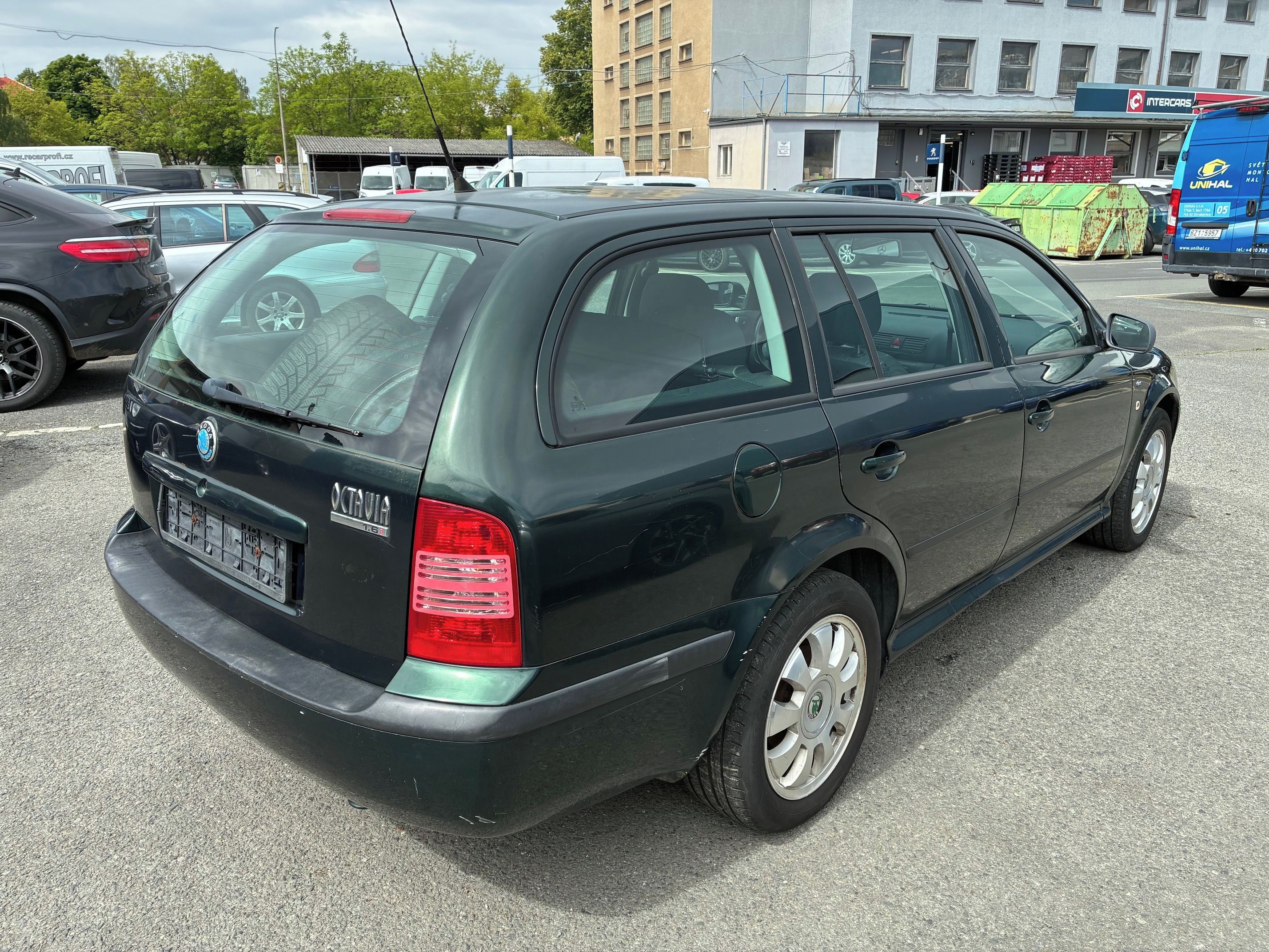Škoda Octavia, 1,6 MPi AUTOMAT Kombi po STK - fotka 3
