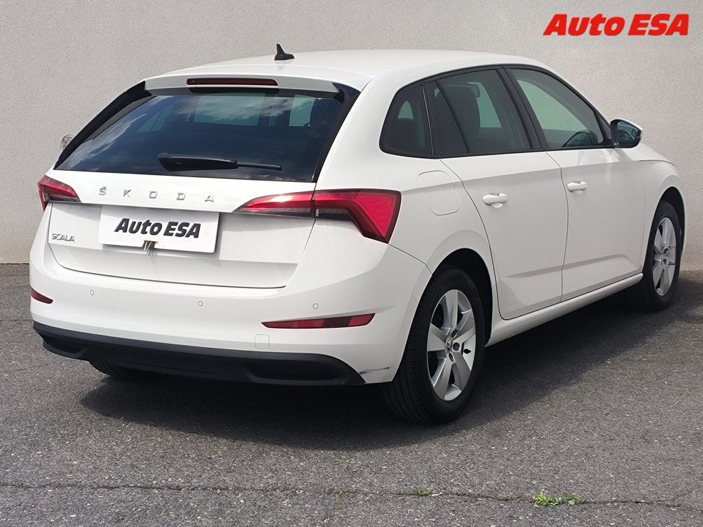 Škoda Scala, 1.0 TSi,2.maj,ČR,Ambition - fotka 4