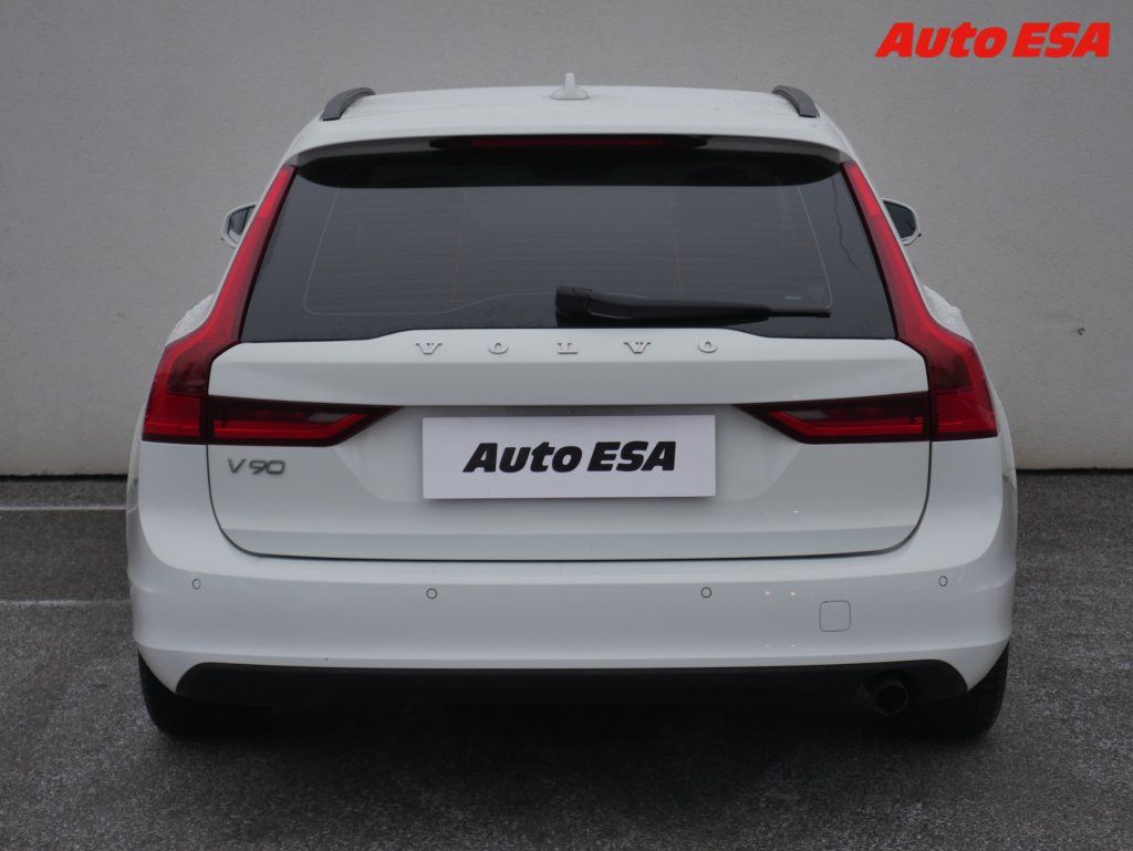Volvo V90, 2.0D,LED,TZ,park.asist - fotka 5