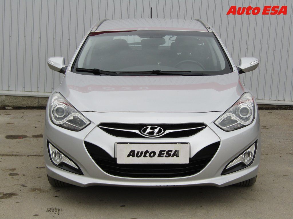 Hyundai i40, 1.7 CRDi,ČR,AC,temp - fotka 2