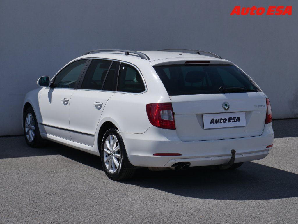 Škoda Superb, 2.0.TDi - fotka 6