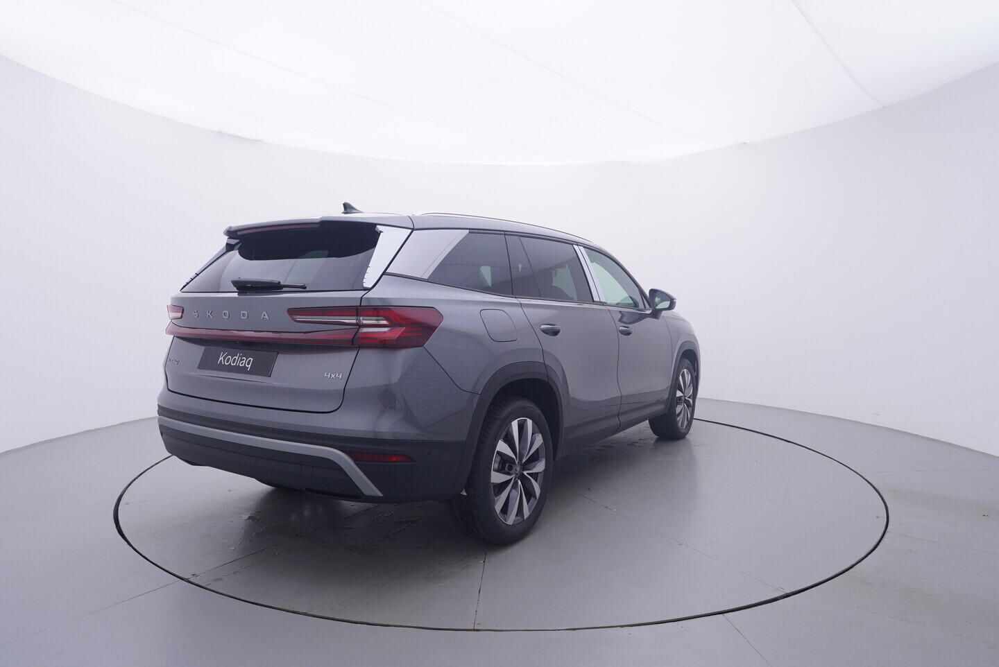 Škoda Kodiaq, Selection 2.0 TDI 4x4 142 kW - fotka 5