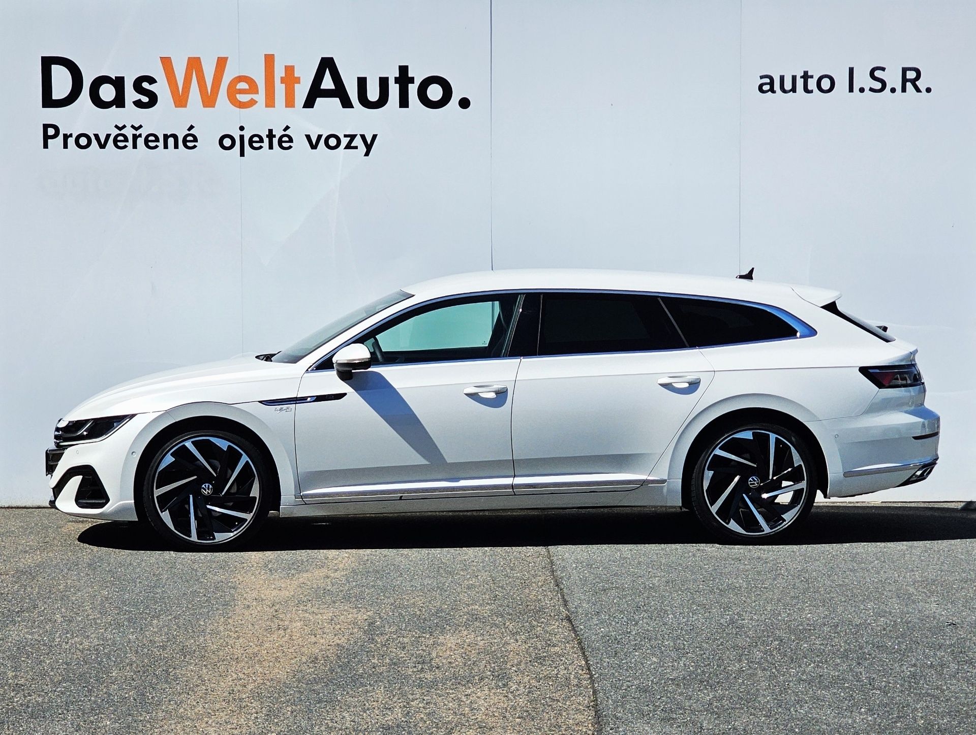 Volkswagen Arteon Shooting Brake, 2,0 TDI DSG R-Line - fotka 3