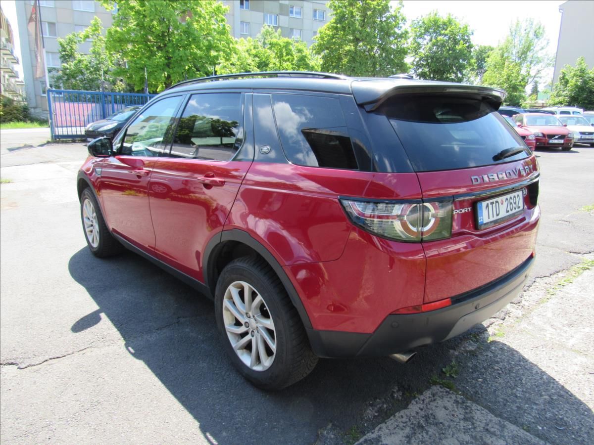 Land Rover Discovery Sport, 2,0 D 132kW 4x4 Automat - fotka 4