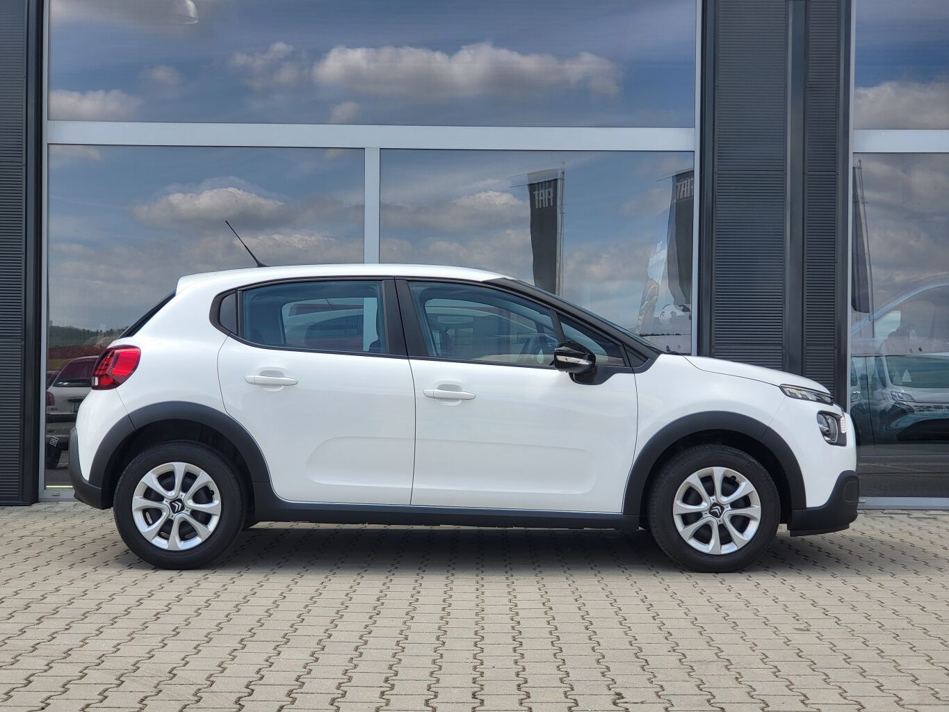Citroën C3, FEEL 1.2 83k MAN6 - fotka 3