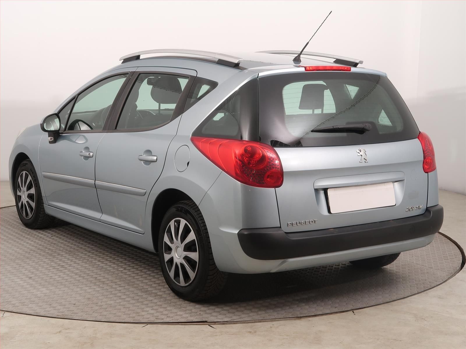 Peugeot 207, 1.4, za dobrou cenu - fotka 4