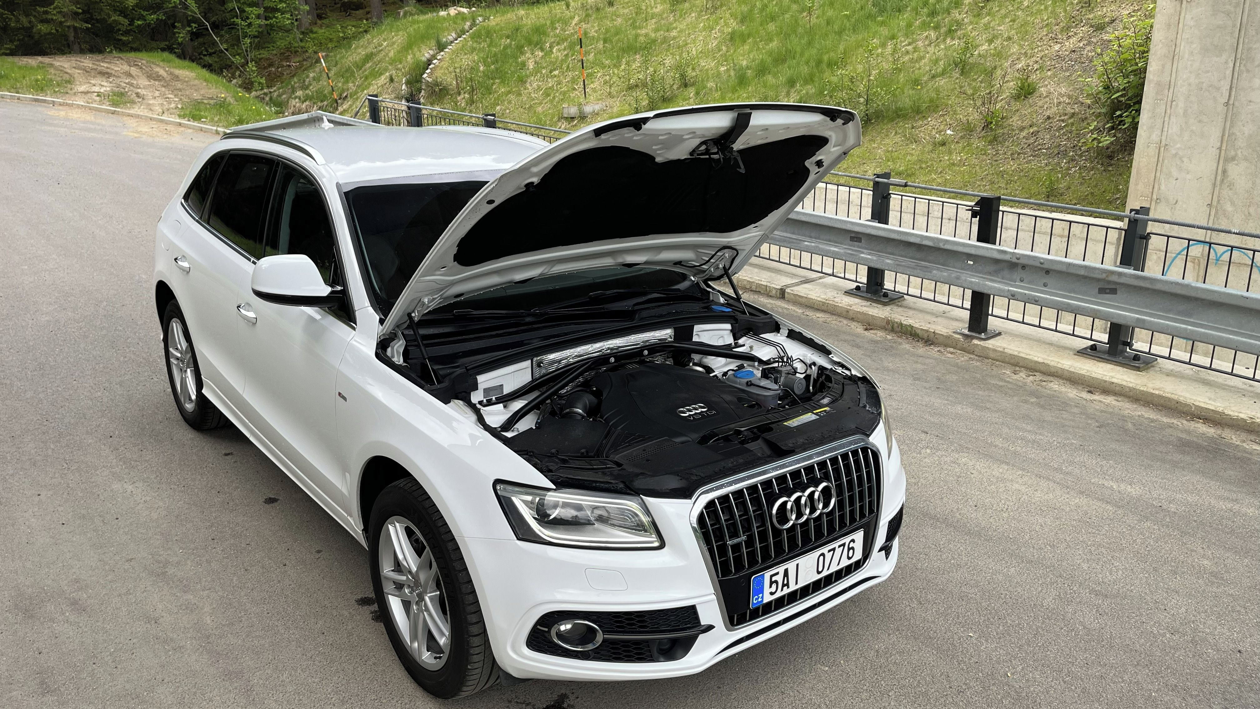 Audi Q5, Audi Q5 3.0 TDI QUATTRO NAPPA - fotka 2