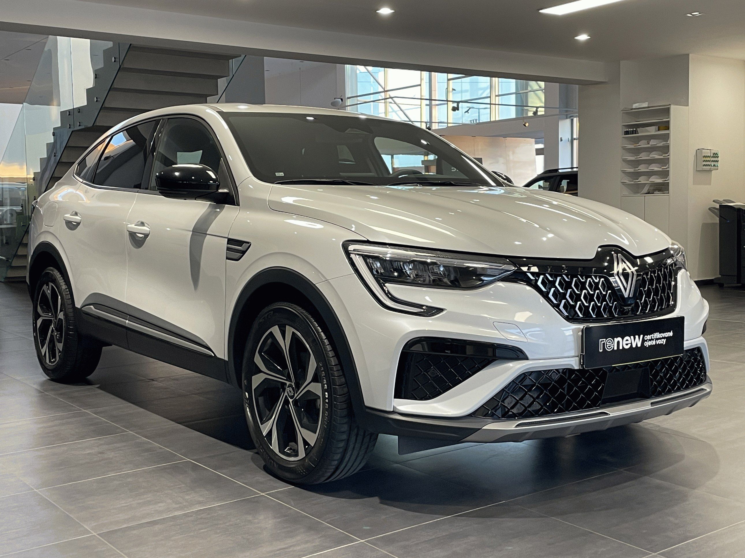 Renault Arkana, TECHNO 1,3TCe 140k EDC - fotka 6