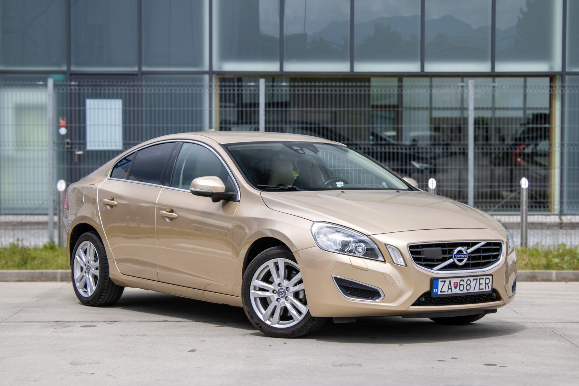 Volvo S60 - fotka 3
