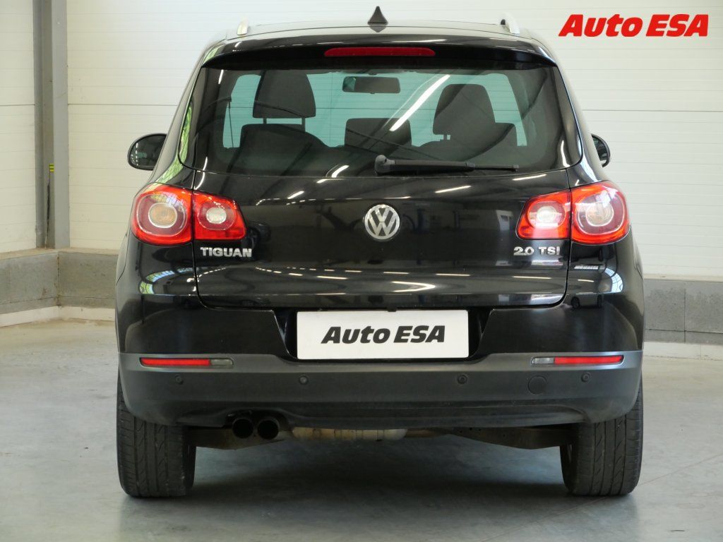 Volkswagen Tiguan, 2.0 TSi 4x4 - fotka 5