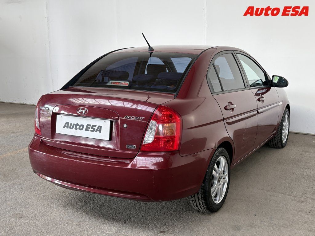 Hyundai Accent, 1.5CRDi - fotka 4