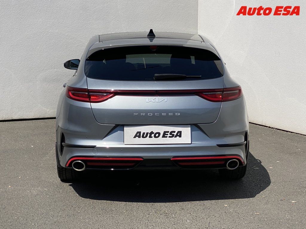 Kia ProCeed, 1.6 TGDi - fotka 5