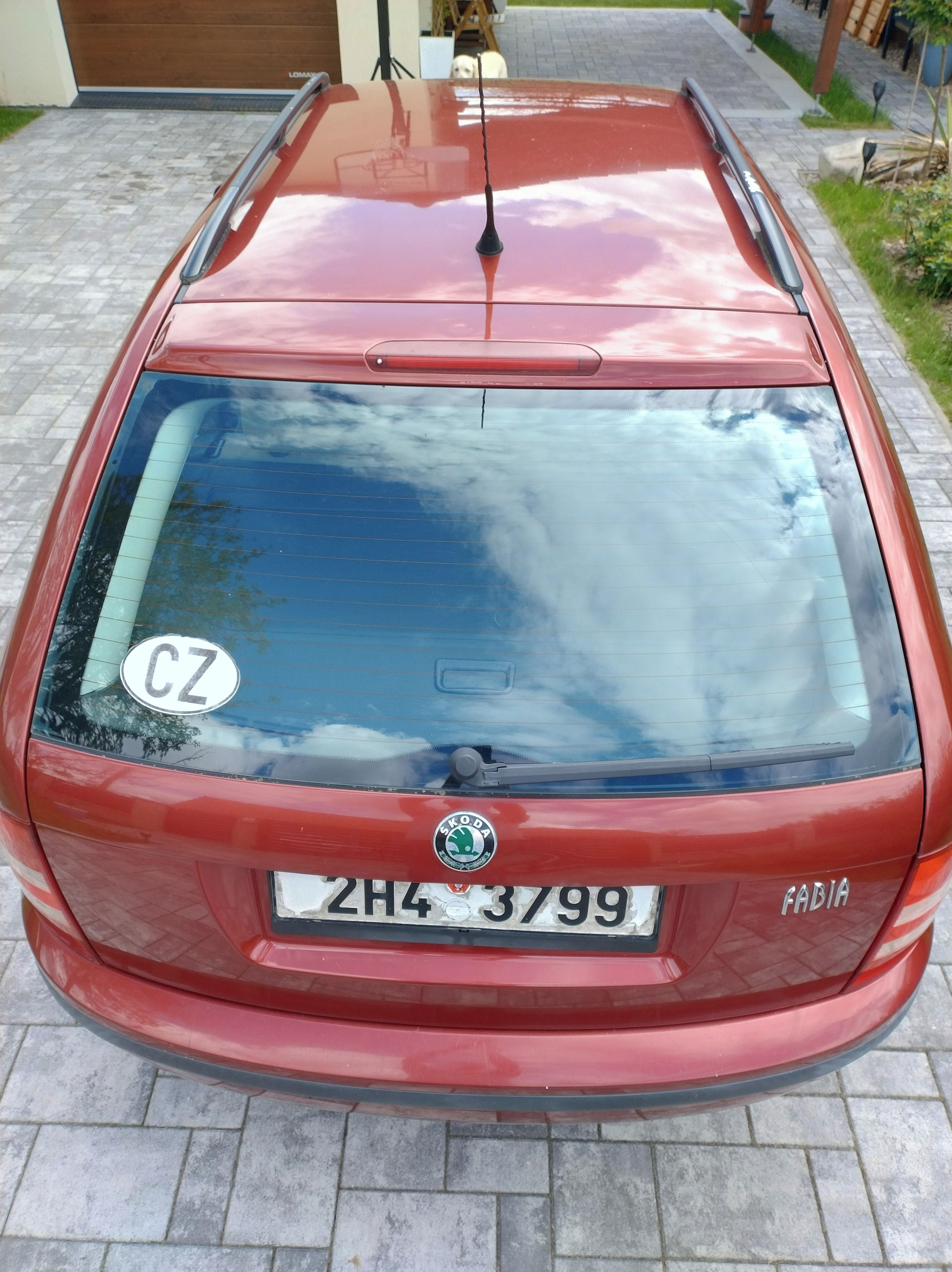 Škoda Fabia, 1.2 HTP 47 kw - fotka 3