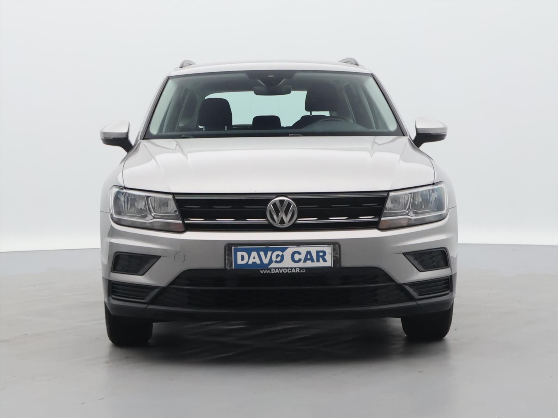 Volkswagen Tiguan, 1,4 TSI 110kW DSG TZ serv.kn. - fotka 2