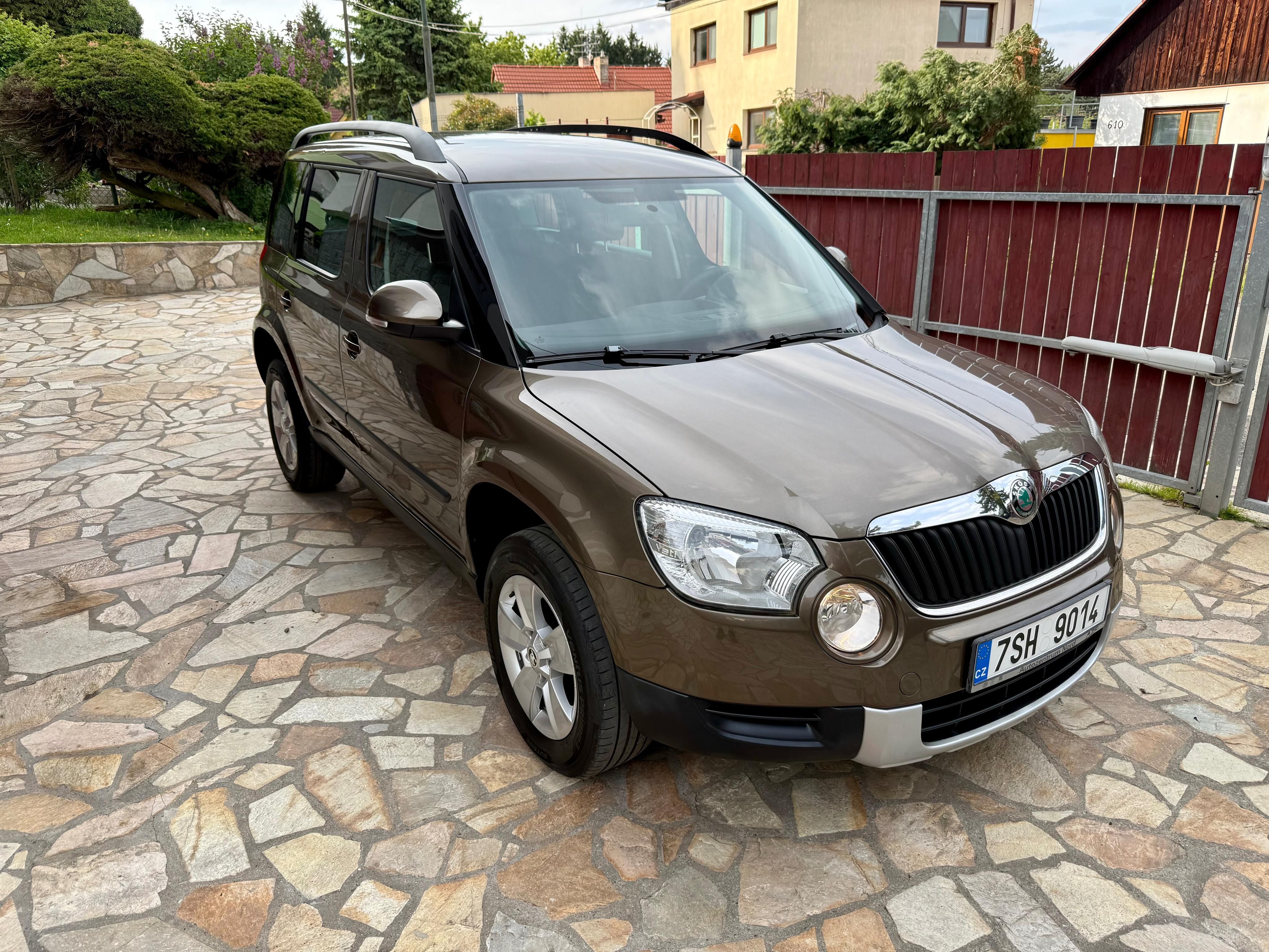 Škoda Yeti, 1.2 TSI 77KW KLIMA VÝHŘEV KOLA - fotka 3