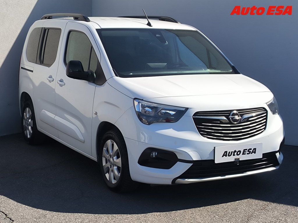 Opel Combo, 1.5CDTi,1.maj,ČR,Elegance