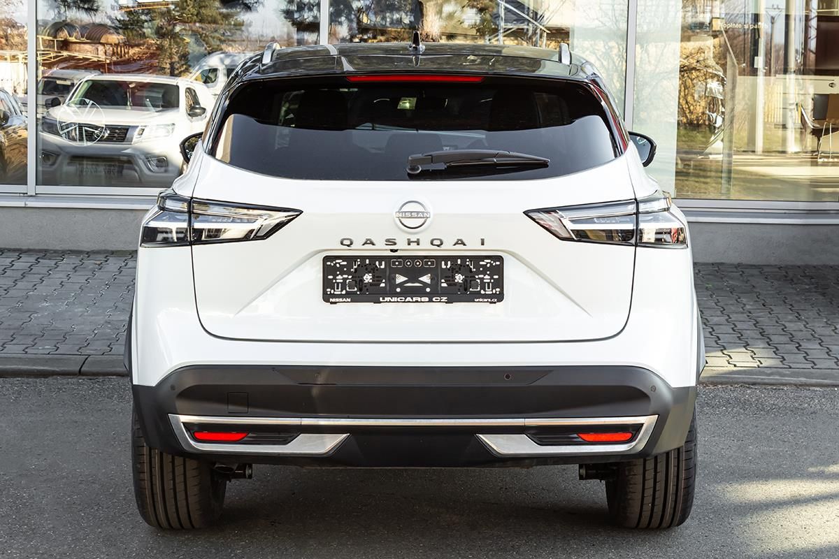 Nissan Qashqai, 1,3 DIG-T X-TRONIC N-CONNECTA - fotka 6