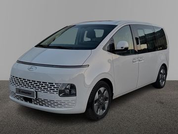 2.2 CRDi / 130 kW Tour 4x4