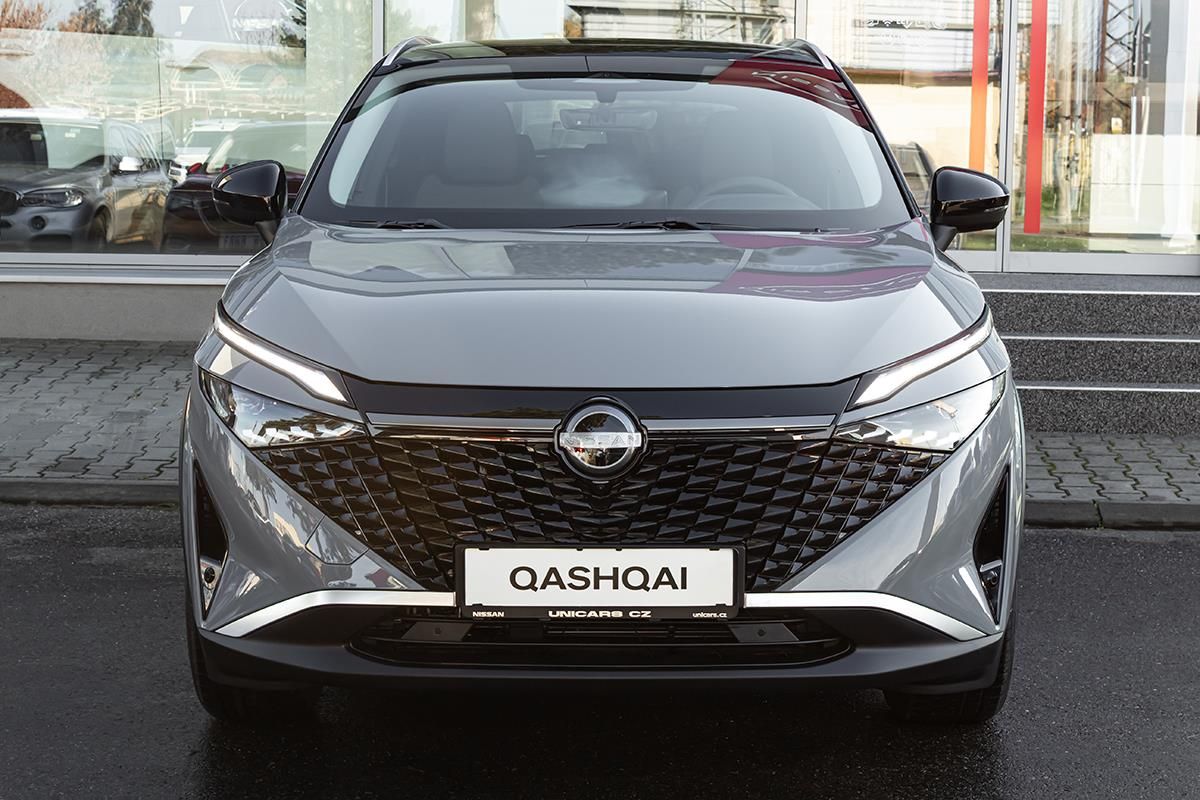 Nissan Qashqai, 1,3 DIG-T X-TRONIC N-CONNECTA - fotka 2