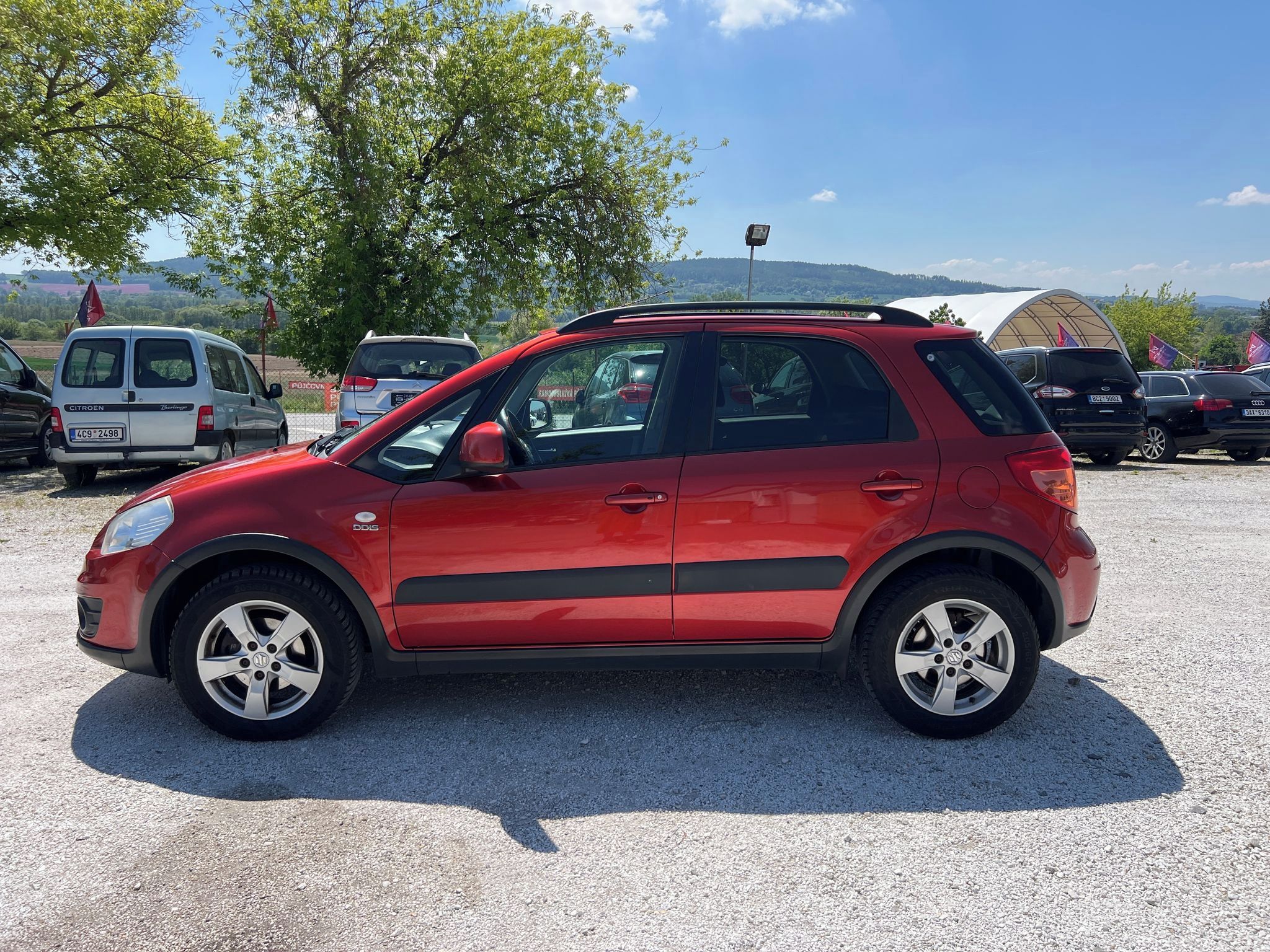Suzuki SX4, 2.0 DDIS - fotka 4