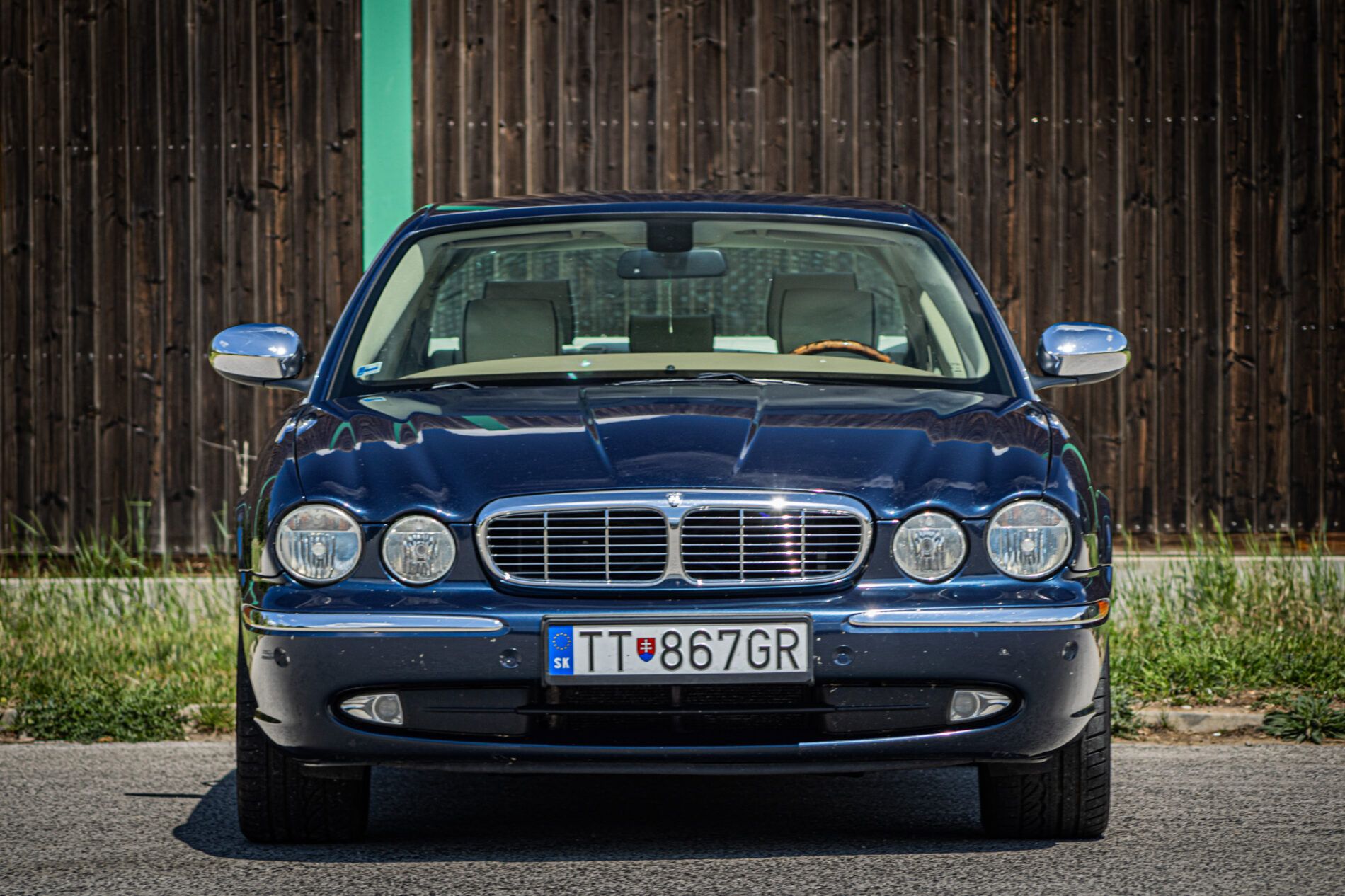 Jaguar XJ - fotka 2
